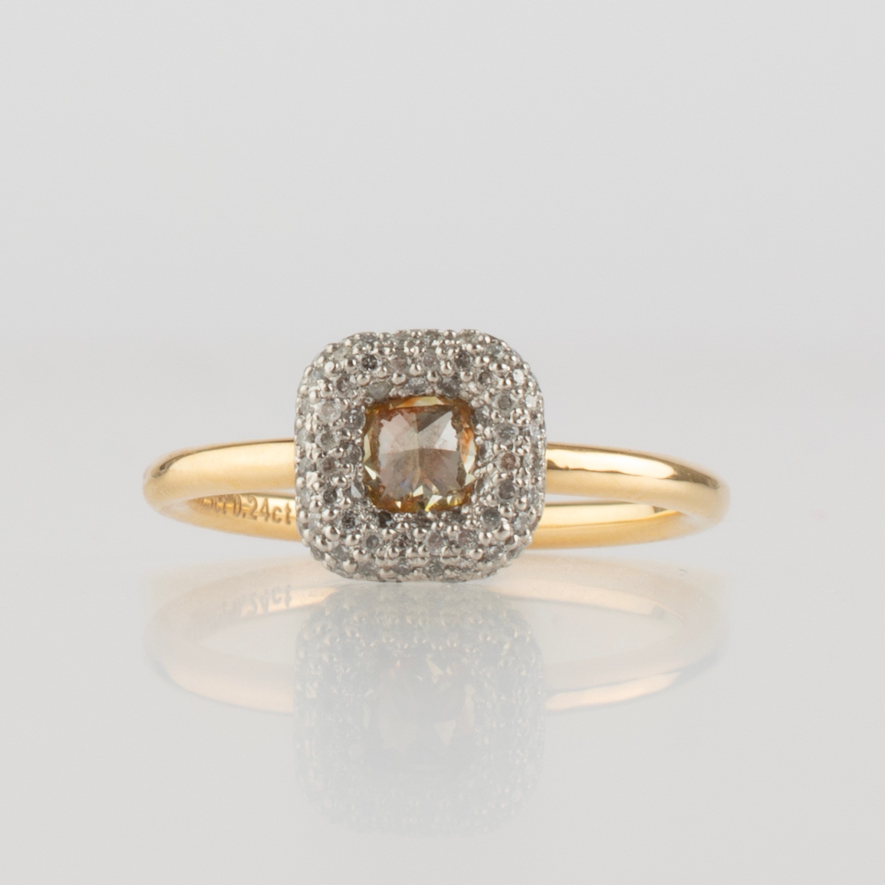 one of a kind diamond ring　 357